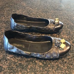 Louis Vuitton ballet flats! Size 39